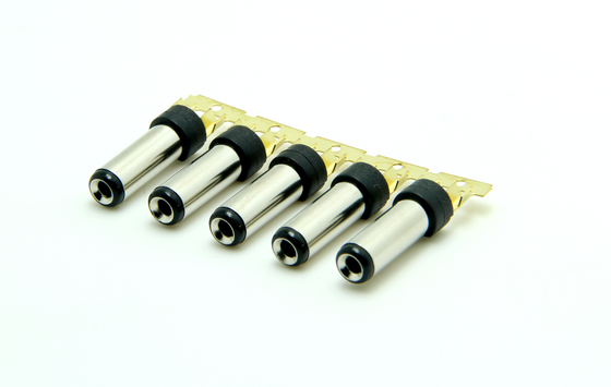 Maschiner DC-Stecker 5.5 DC-Tuninggabeln Maschiner 5521DC Flat Head Groove Runder DC-Stecker