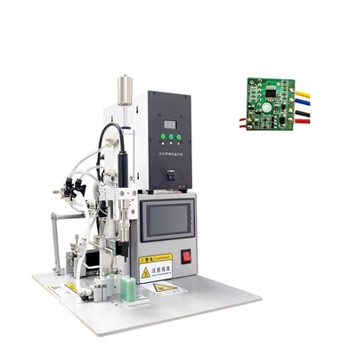 Halbautomatische Mikrosolderstation zur Reparatur von USB-Kabeln und Schweißen von PCB-Komponenten